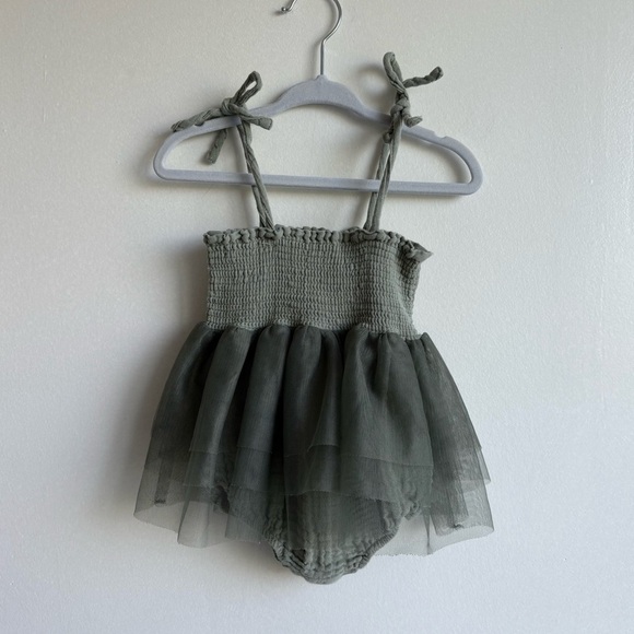Angel Dear Solid Olive Green Muslin Tutu Bubble Bodysuit Dress 12-18m - Picture 1 of 4